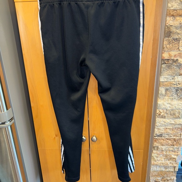 Track Pants LIKE NEW - Picture 2 of 7